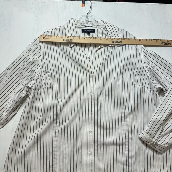 Jones New York Signature Woman 3X Striped Button Up Shirt Black White Red - Picture 2 of 9
